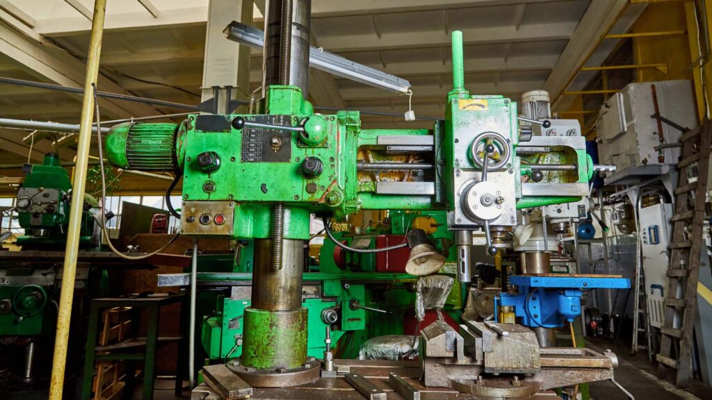 Nuove linee guida INL sulla sicurezza sul lavoro: sanzioni e macchine pre-1996