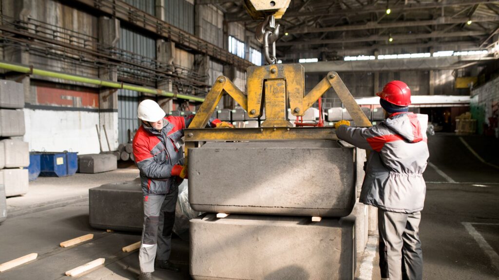 Imbracare in sicurezza: le 10 regole Suva che ogni operatore deve conoscere